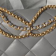 Chanel Flap Bag Grey Lambskin Gold 26x15x7cm - 2