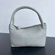 Bottega Veneta Tosca Shoulder Bag Light Grey 27x18x9cm - 1