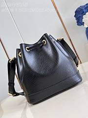 Louis Vuitton LV Noé BB Black 20 x 20 x 15 cm - 4