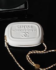 Chanel White Clutches 18x13x6cm - 2