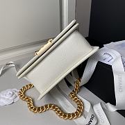 Chanel Small Flap Bag 24A White Caviar Gold 20cm - 5