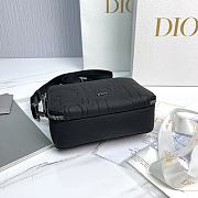 Dior Zipped Pouch Strap Black Gravity Leather 17 x 12.5 x 6 cm - 2