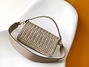 Fendi Baguette Grey Leather Interlaced Fiber Bag 27x15x6cm - 4