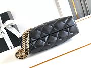 Chanel Black Small Hobo Bag 20x20.5x7.5cm - 6