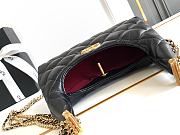 Chanel Black Small Hobo Bag 20x20.5x7.5cm - 5