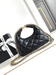 Chanel Black Small Hobo Bag 20x20.5x7.5cm - 4