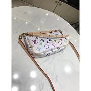 Louis Vuitton LV Limited White Bag 21.5x12.5x4cm - 5