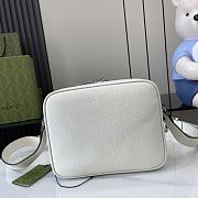 Gucci Small GG Crossbody Bag Tag White 23x18x7cm - 4