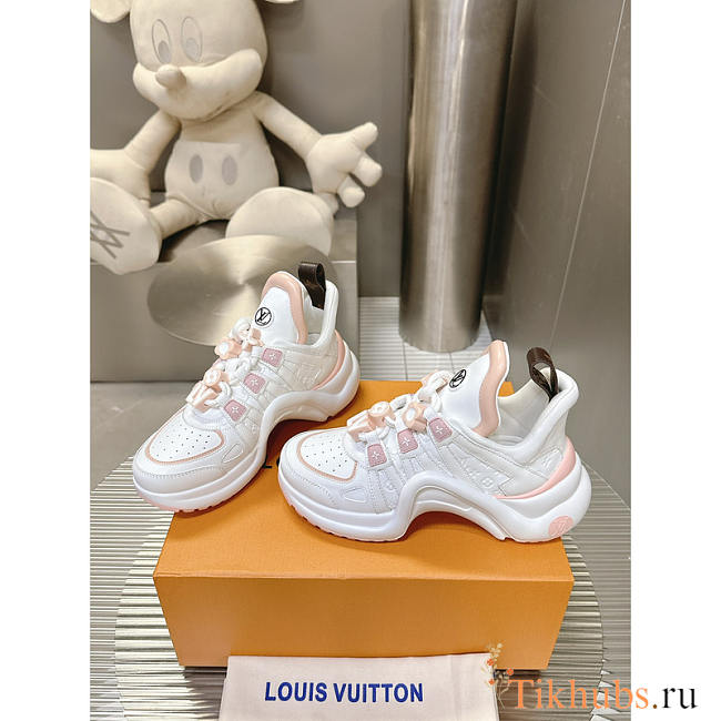 Louis Vuitton LV Archlight Sneaker Blanc Rose - 1