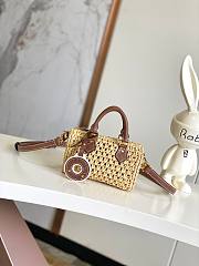 Louis Vuitton LV Nano Speedy Natural 16 x 10 x 7.5 cm - 1