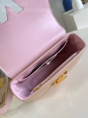 Louis Vuitton LV Twist MM Macchiato 23 x 17 x 9.5 cm - 6