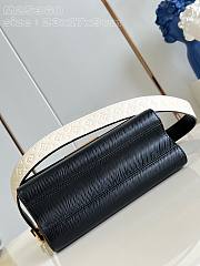 Louis Vuitton LV Twist Black MM 23 x 17 x 9.5 cm - 3