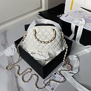 Chanel Clutch With Strap Lambskin Gold White 16x11x5.5cm - 4