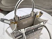 Dior Dioramour Medium Book Tote White Black 36.5 x 28 x 16.5 cm - 5