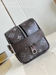 Louis Vuitton LV Locker Dopp Kit Black 23 x 13 x 12 cm - 3