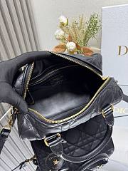 Dior Groove 25 Bag Black Macrocannage Calfskin 25 x 19 x 16 cm - 2