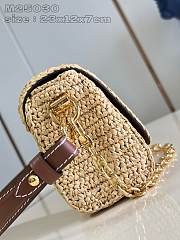 Louis Vuitton LV Twist West Natural/Tan 23.5 x 12 x 7 cm - 5