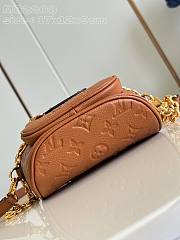 Louis Vuitton LV Mini Bumbag Cognac 17x12x9.5cm - 6