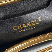 Chanel Clutch Lambskin Gold Plated Metal Black 25x19x3cm - 5