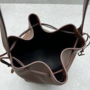 The Row Brown Belvedere Leather Bucket Bag 30x37x18cm - 5