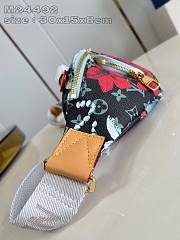 Louis Vuitton LV Rush Bumbag Monogram Navy Blue 30 x 15 x 8 cm - 5