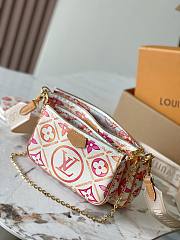 Louis Vuitton LV Multi Pochette Accessoires Coral 24 x 13.5 x 4 cm - 4