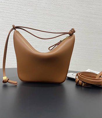 Loewe Hammock Hobo Bag Tan 28x17x9.5cm