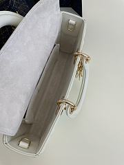 Dior Medium Lady D-Joy Bag White Graphic Cannage Calfskin 26 x 13.5 x 5 cm - 4