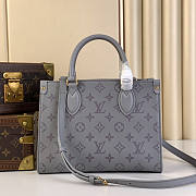 Louis Vuitton LV OnTheGo PM Tote Bag Trianon Gray 25 x 19 x 11.5 cm - 6