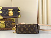 Louis Vuitton LV Lockit BB Monogram 15 x 19 x 7 cm  - 2