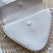 Celine Triangle Bag Smooth White 21x15x4cm - 3