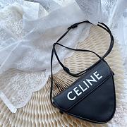 Celine Triangle Bag Smooth Black 21x15x4cm - 2