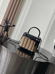 Chanel Take Away Vanity Case Rattan 13.5x15x10cm - 3