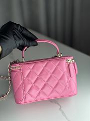 Chanel Handle Vanity Pink Lambskin 17cm - 2