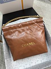 Chanel Small 22 Handbag Brown Gold 35x37x7cm - 1