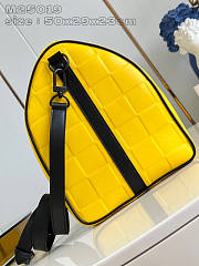 Louis Vuitton LV Keepall Bandoulière 50 Yellow 50 x 29 x 23 cm - 2