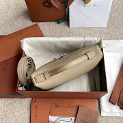 Loro Piana Extra Pocket L19 Pounch In Beige 19x11x6.5cm - 2
