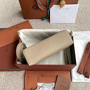 Loro Piana Extra Pocket L19 Pounch In Beige 19x11x6.5cm - 4