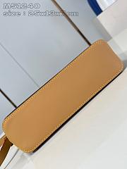 Louis Vuitton LV Monogram Shoulder Bag 25x13x7.5cm - 5