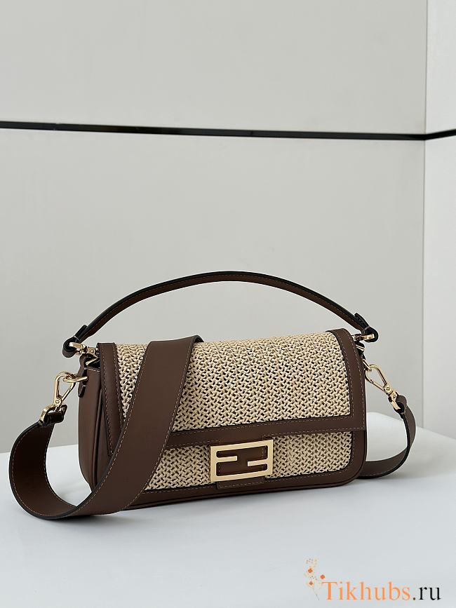 Fendi Baguette Brown Leather Macramé Bag 27x6x15cm - 1