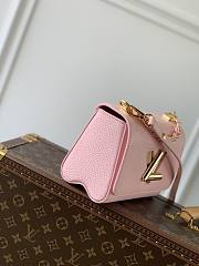 Louis Vuitton LV Twist PM Pink Bag 19 x 15 x 9 cm - 6