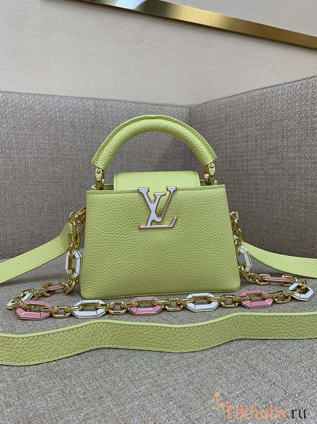 Louis Vuitton LV Mini Capucines Green Bag 21x14x8cm - 1