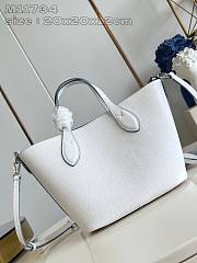 Louis Vuitton LV Blossom PM White Blue 20 x 20 x 12.5 cm - 5