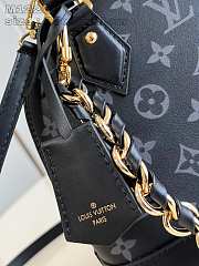 Louis Vuitton LV Alma BB Bag Black 23.5 x 17.5 x 11.5 cm - 2