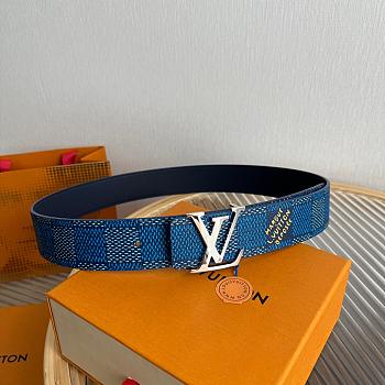 Louis Vuitton LV Initiales 40mm Reversible Belt Blue 