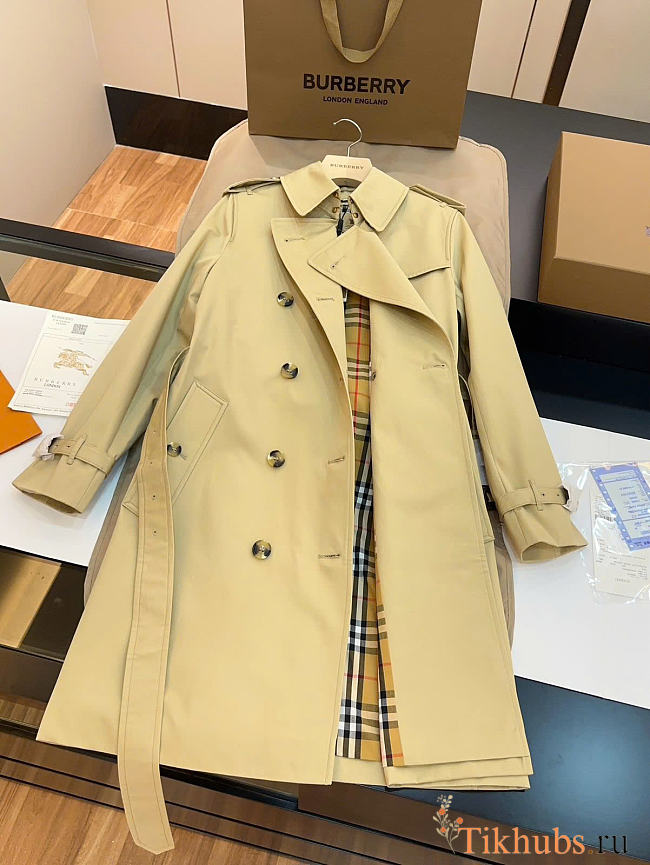 Burberry Trench 02 - 1