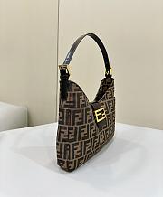 Fendi Zucca V-Shaped Mamma Bucket Shoulder Bag 29×4×24cm - 2