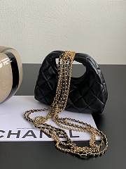 Chanel 24A Hobo Bag Black 20.5×14×7cm - 2