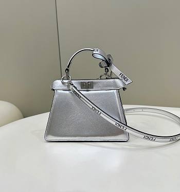 Fendi By Marc Jacobs Peekaboo Silver Bag 20x11x15cm