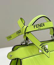 Fendi By Marc Jacobs Peekaboo Green Bag 20x11x15cm - 2